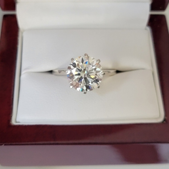 New 5ct Certified Moissanite Engagement Ring